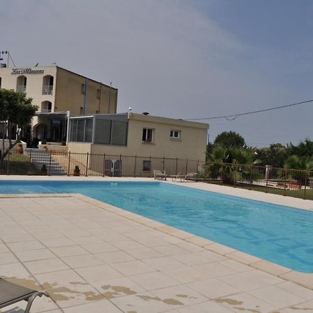 Les Mimosas Hotel Lunel  Exterior foto